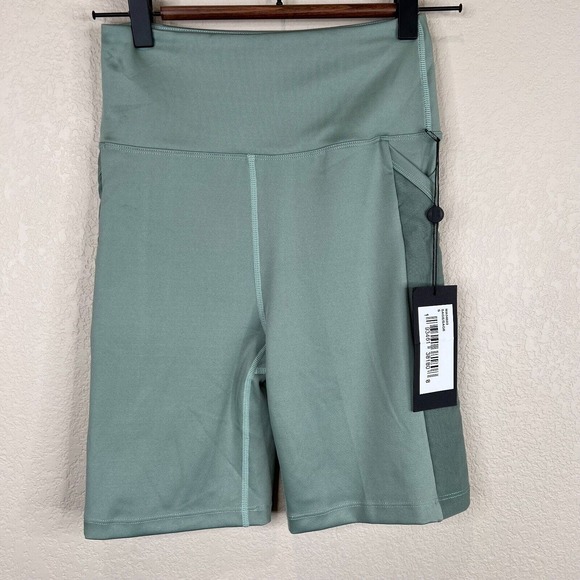 Marchesa Active Olivia Biker Shorts Size Small Sage Green Side Mesh Athletic - Picture 1 of 14